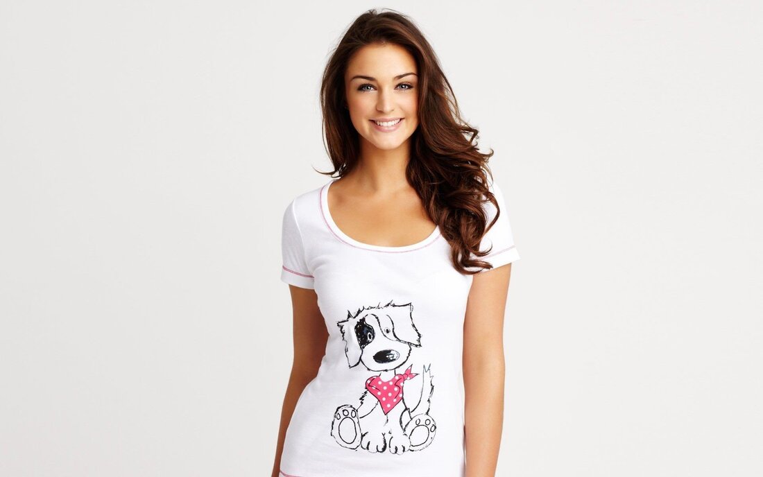 T-Shirts Uk Suppliers - Many T-Shirts Uk Suppliers' Have These As High Priority!
